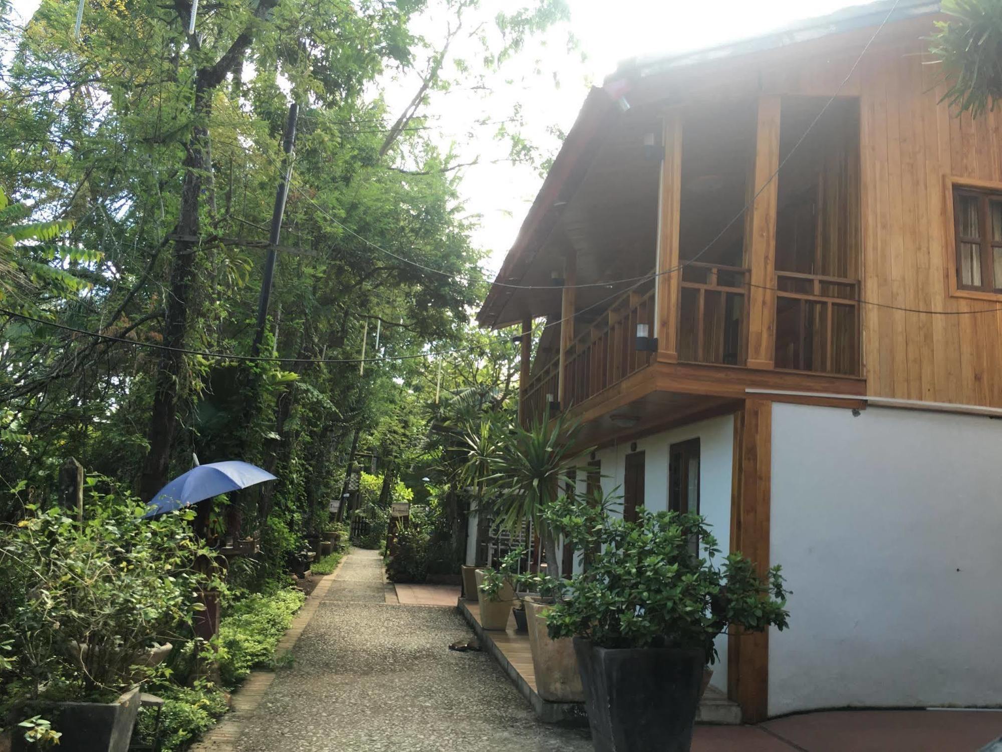 Luang Prabang Oasis Hotel Exterior foto