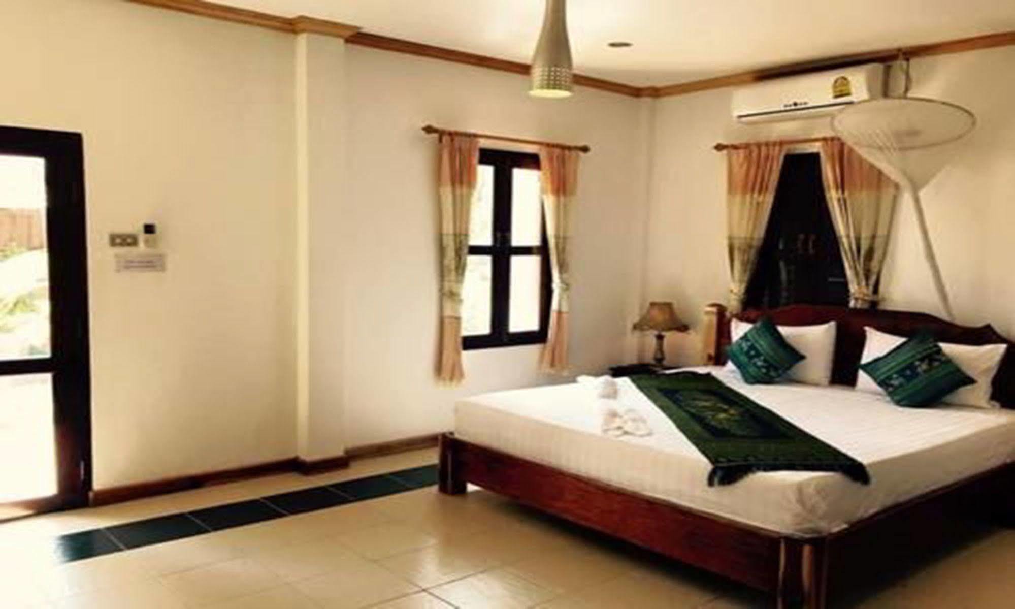 Luang Prabang Oasis Hotel Exterior foto